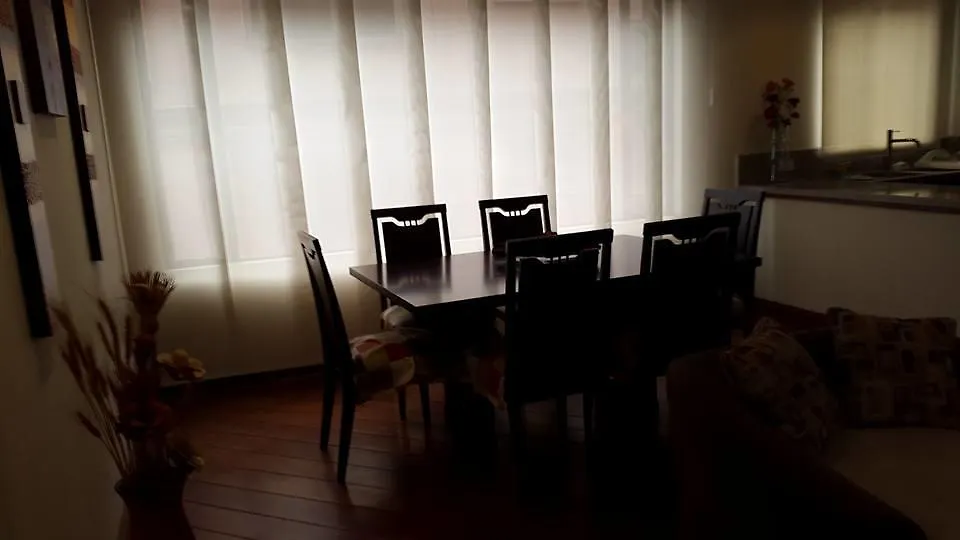 Appartement Suite AAA, Jacuzzi, WIFI, Cable, Internet, malls, cines, transporte...todo a pocos pasos. Quito Équateur